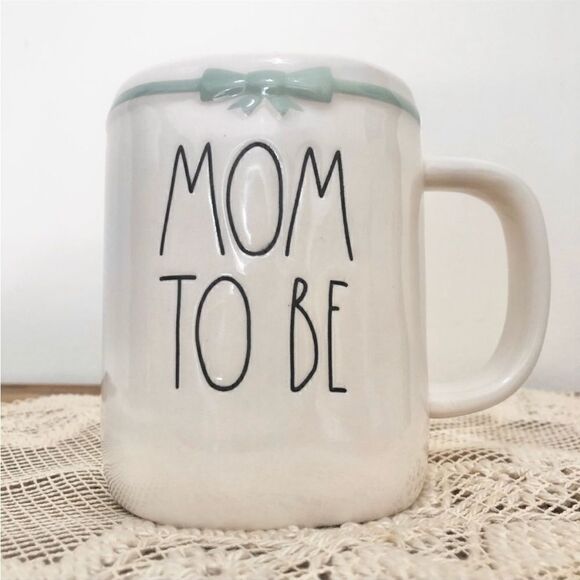 Rae Dunn "Mom To Be" Coffee Mug - Picture 1 of 3